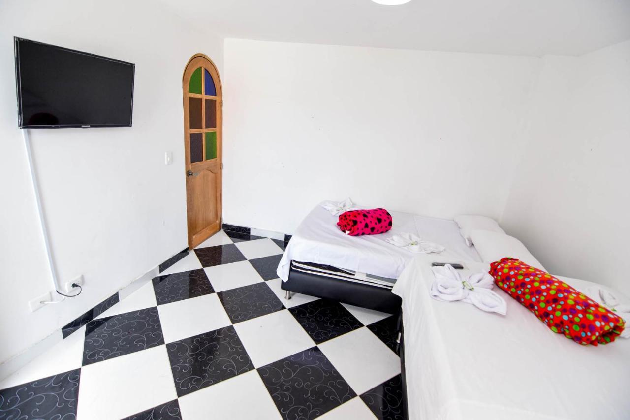 Hotel El Paisaje Guatapé Extérieur photo