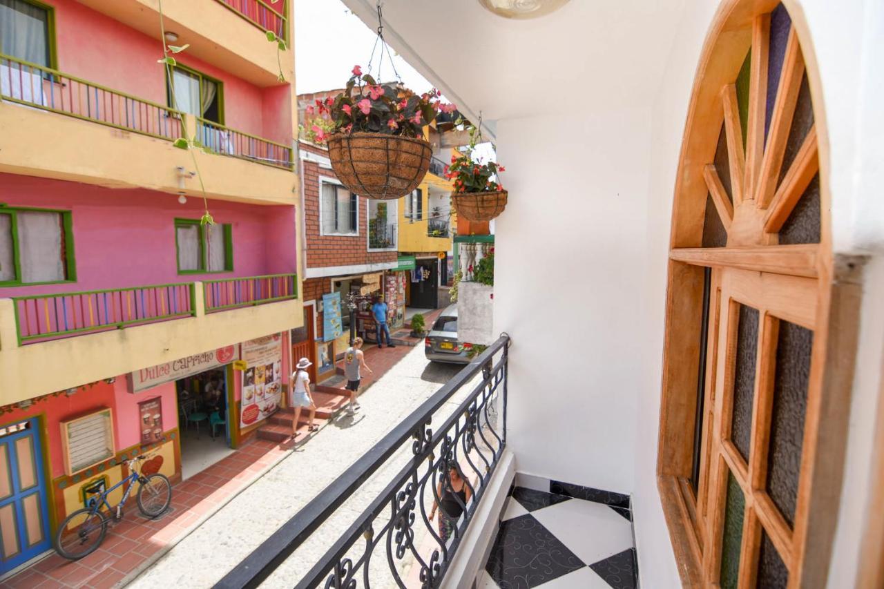 Hotel El Paisaje Guatapé Extérieur photo